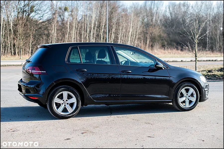 Volkswagen Golf - 5