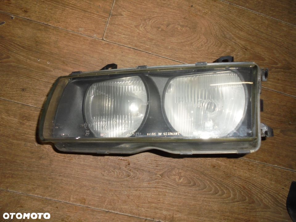 REFLEKTOR LEWY BMW E 36 HELLA - 1