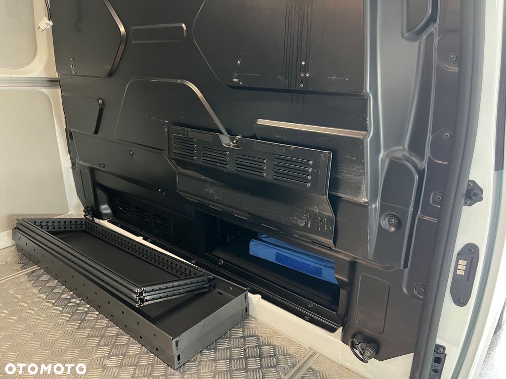 Ford Transit Custom - 19