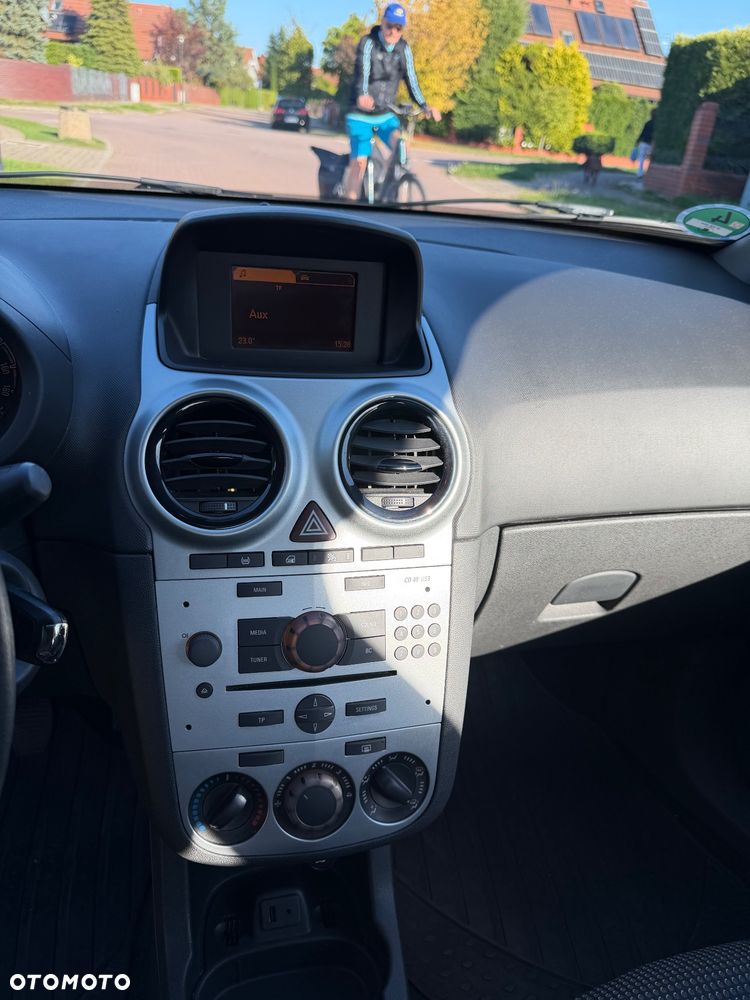 Opel Corsa - 20