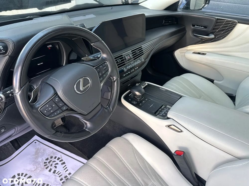 Lexus LS - 29