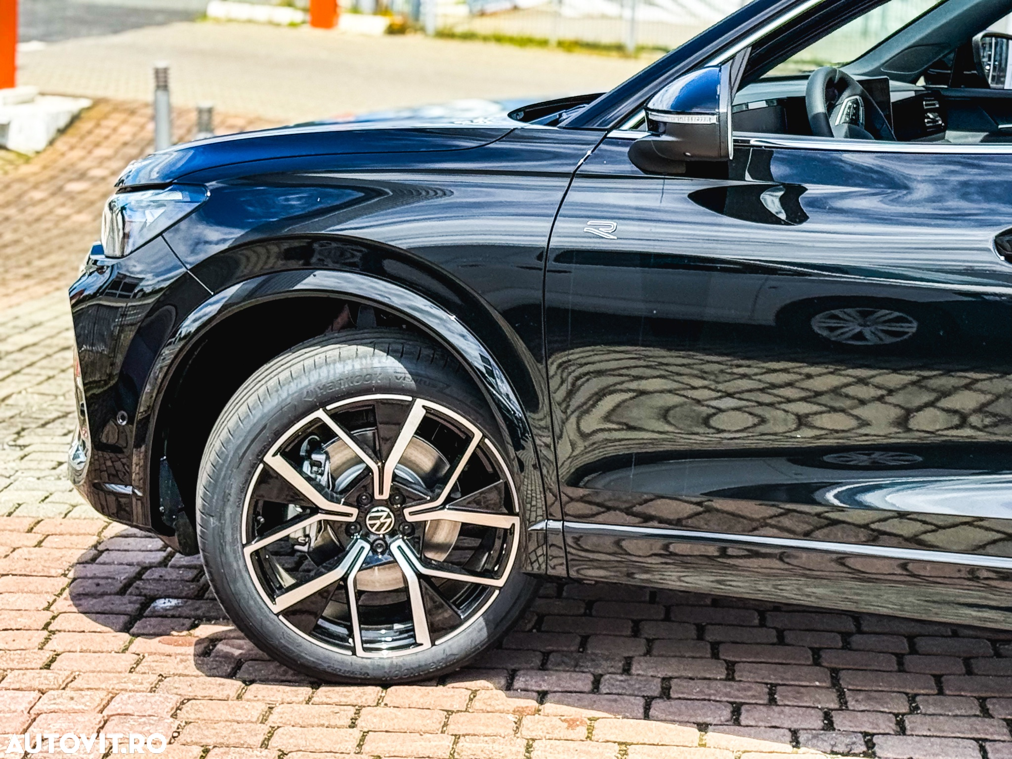 Volkswagen Tiguan 2.0 TDI DSG 4Motion R-Line - 29