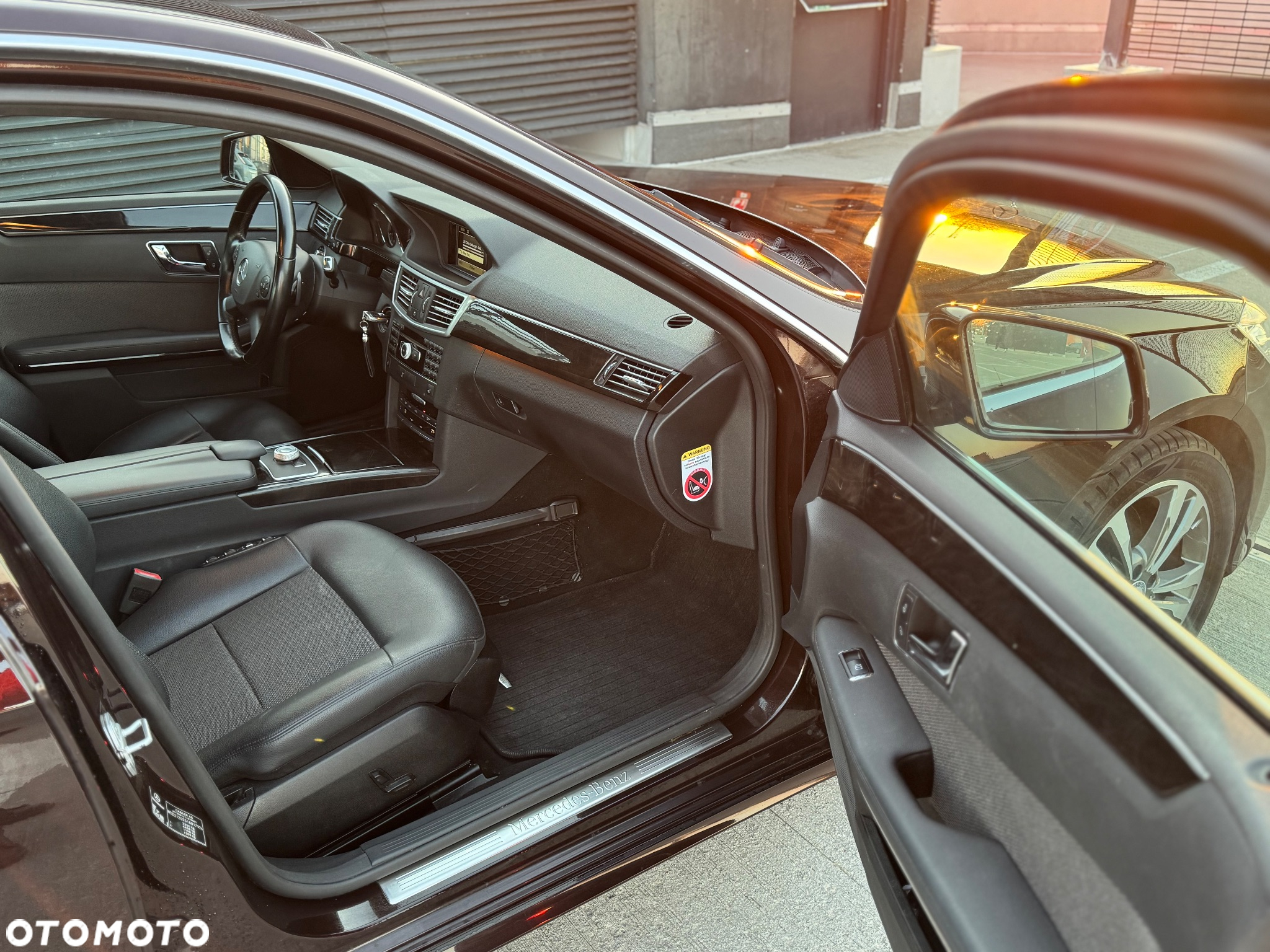 Mercedes-Benz Klasa E 350 CDI BlueEff Avantgarde - 11