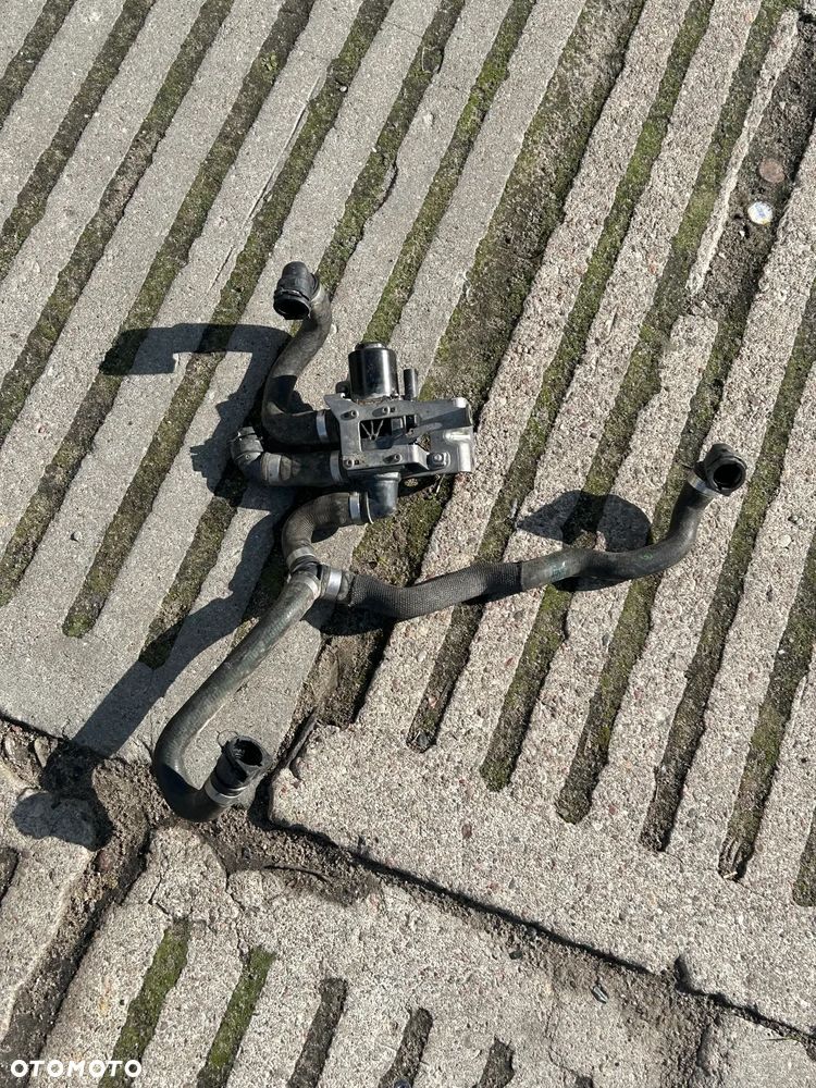 BMW F15 F25 F26 WĄŻ WODY ELEKTROZAWÓR 8573716 - 1