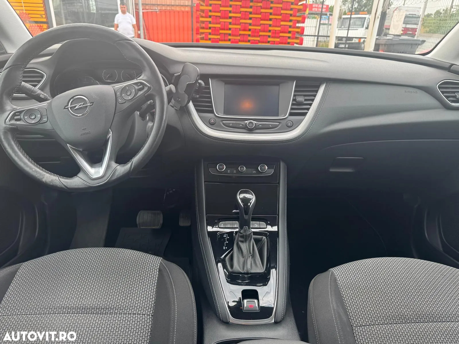 Opel Grandland X - 12