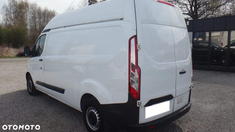 Ford TRANSIT CUSTOM - 4
