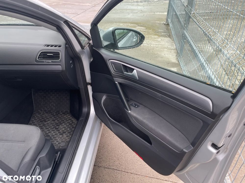 Volkswagen Golf 1.5 TSI BMT Evo Comfortline DSG - 28