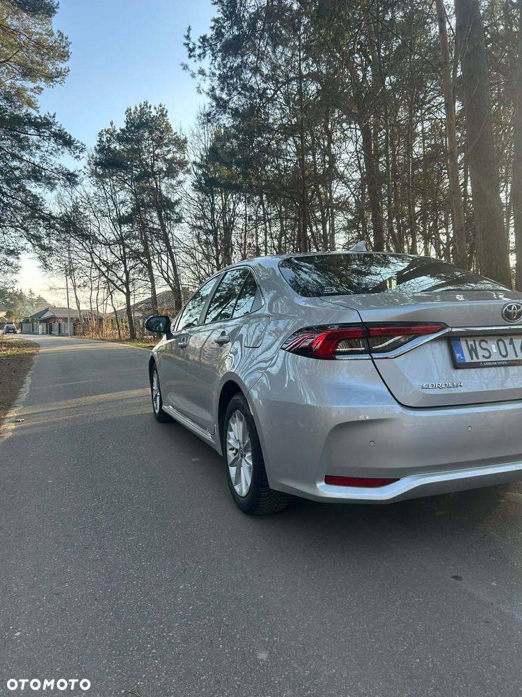 Toyota Corolla 1.8 Hybrid Comfort - 12