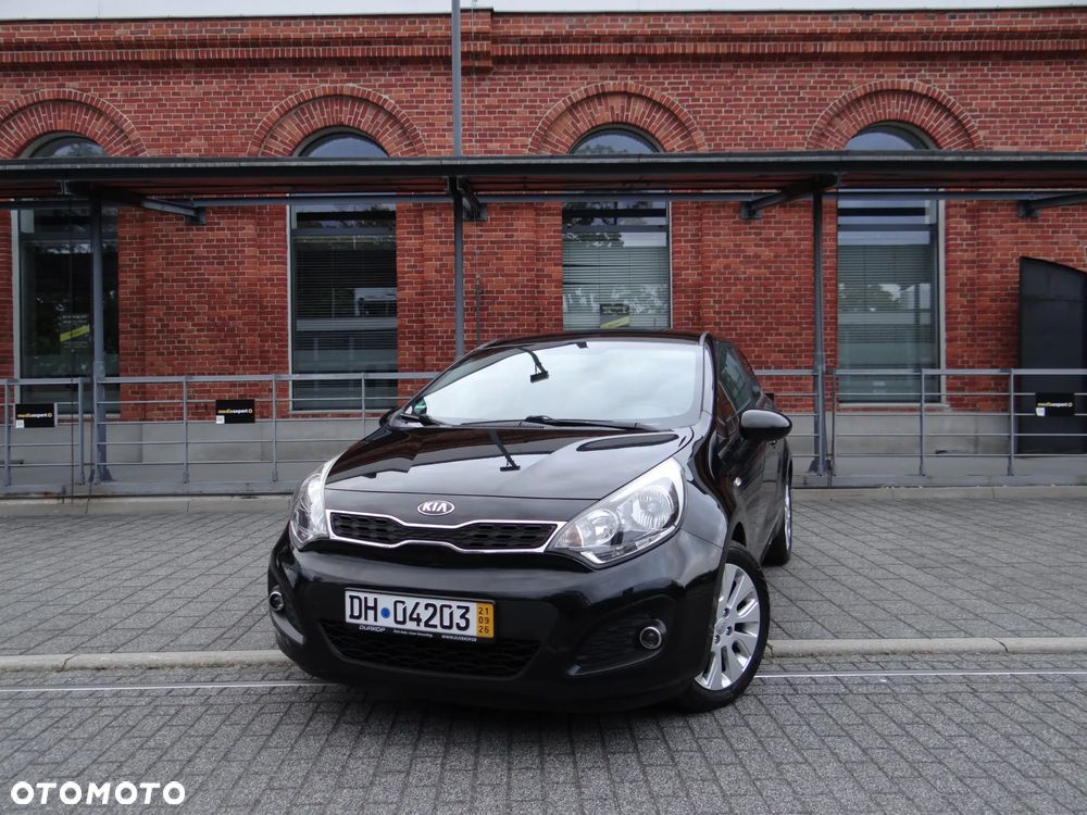 Kia Rio 1.4 Dream Team Edition - 4