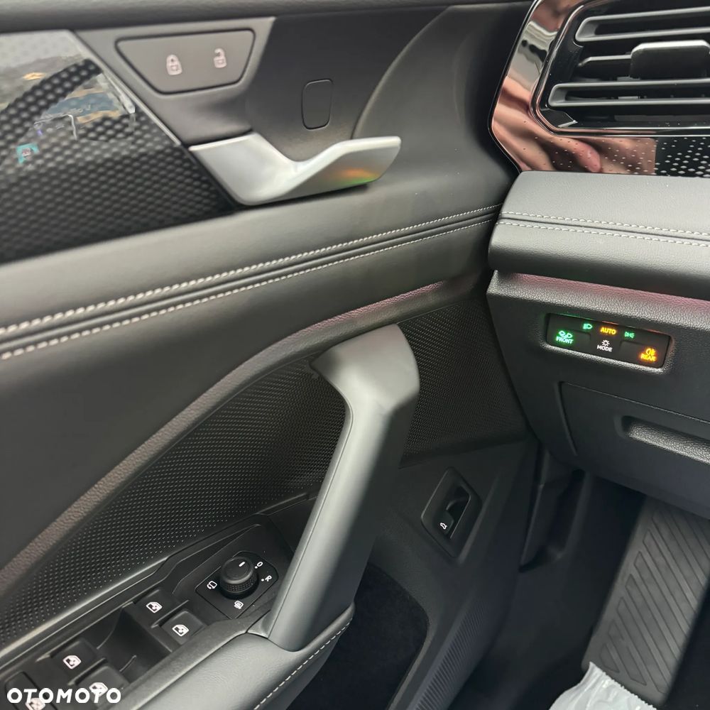 Volkswagen Tiguan 1.5 eTSI Life Plus DSG - 22