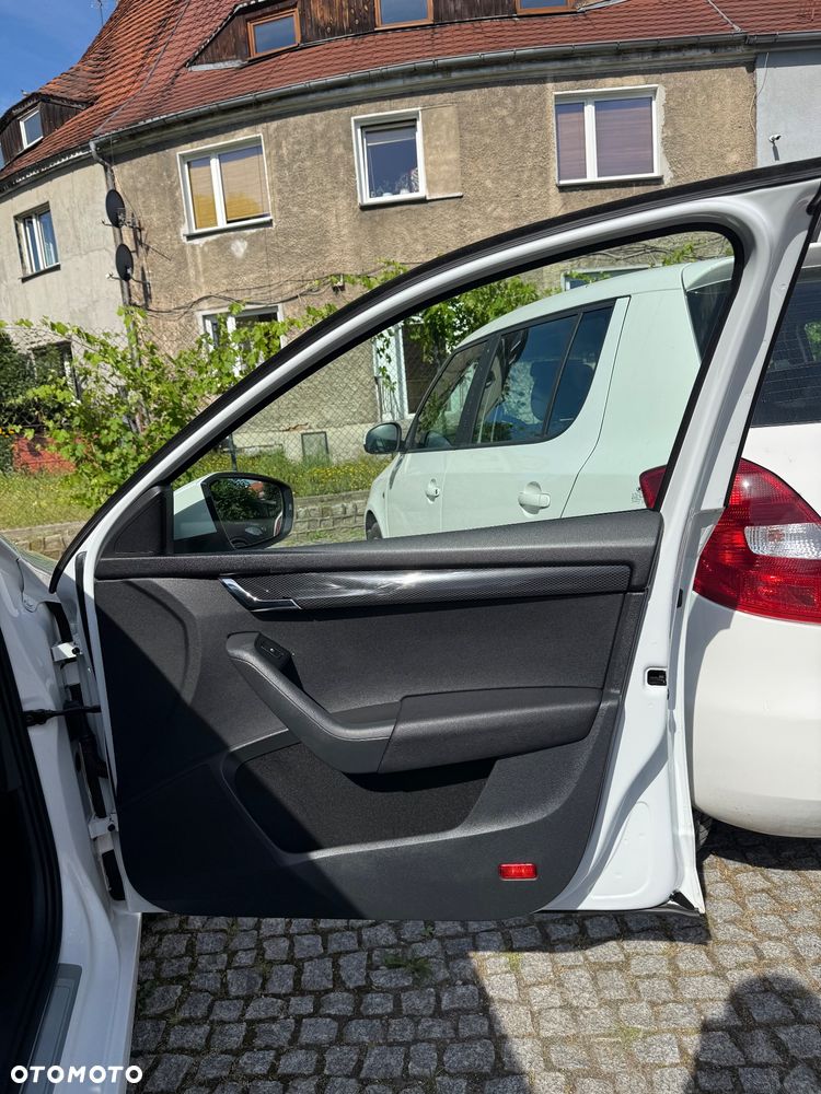 Skoda Octavia 2.0 TDI (Green tec) RS - 26