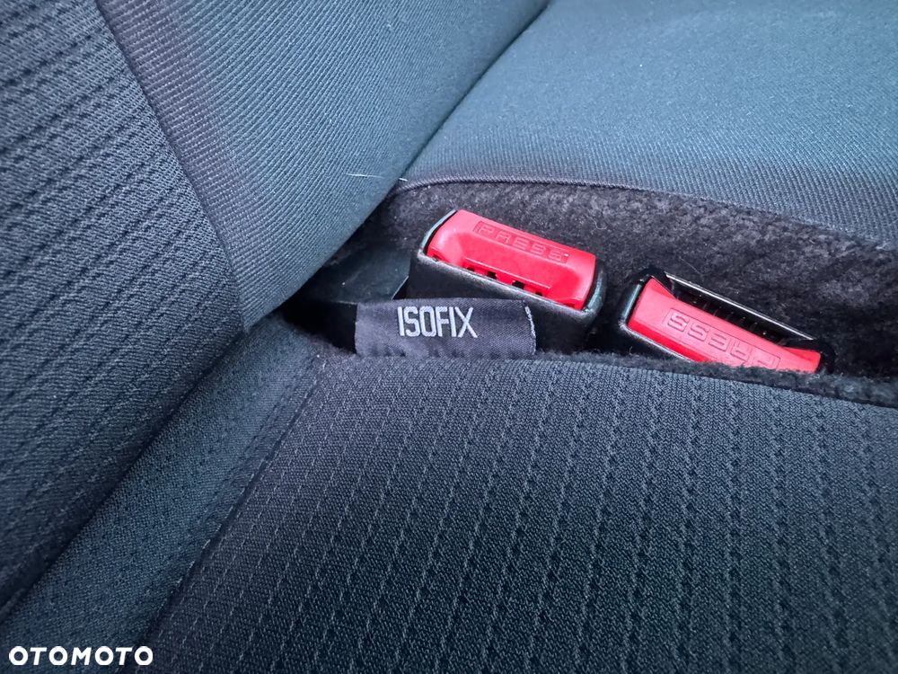 Renault Clio TCe 100 Expression - 32