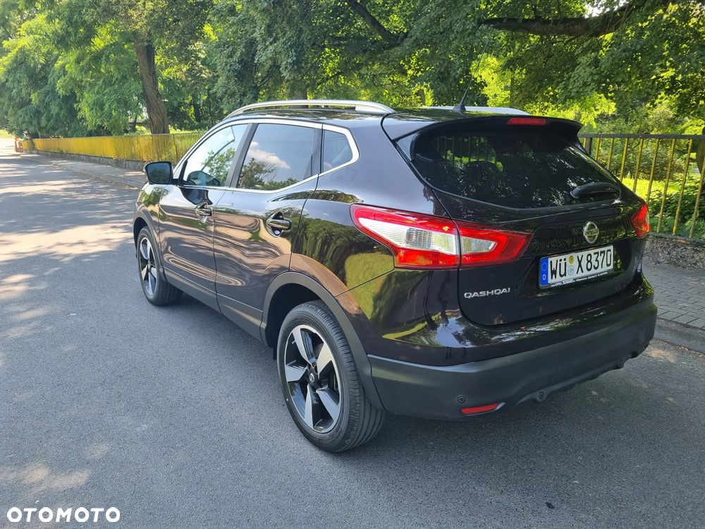 Nissan Qashqai 1.6 DIG-T N-Connecta - 4