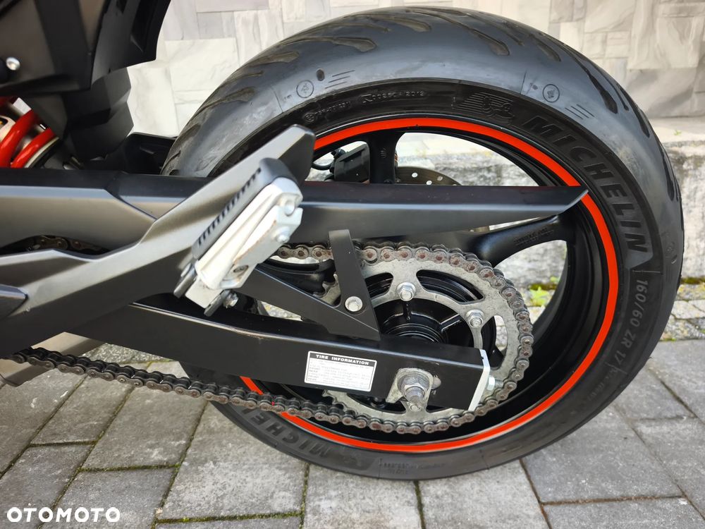 Yamaha XJ - 22