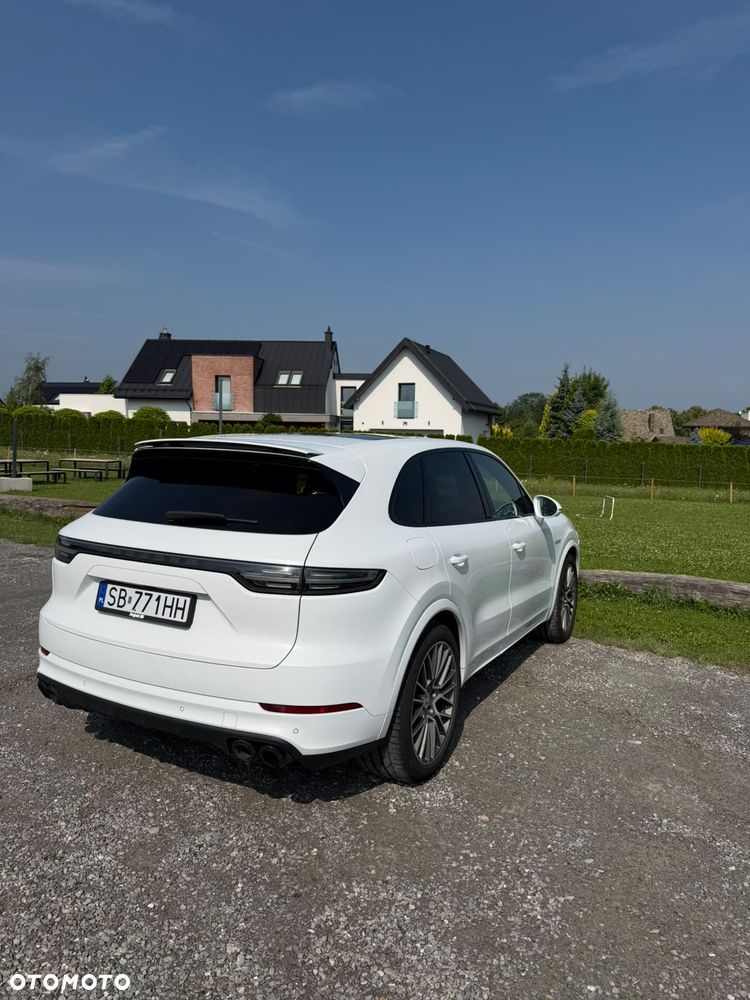 Porsche Cayenne Turbo S E-Hybrid - 12