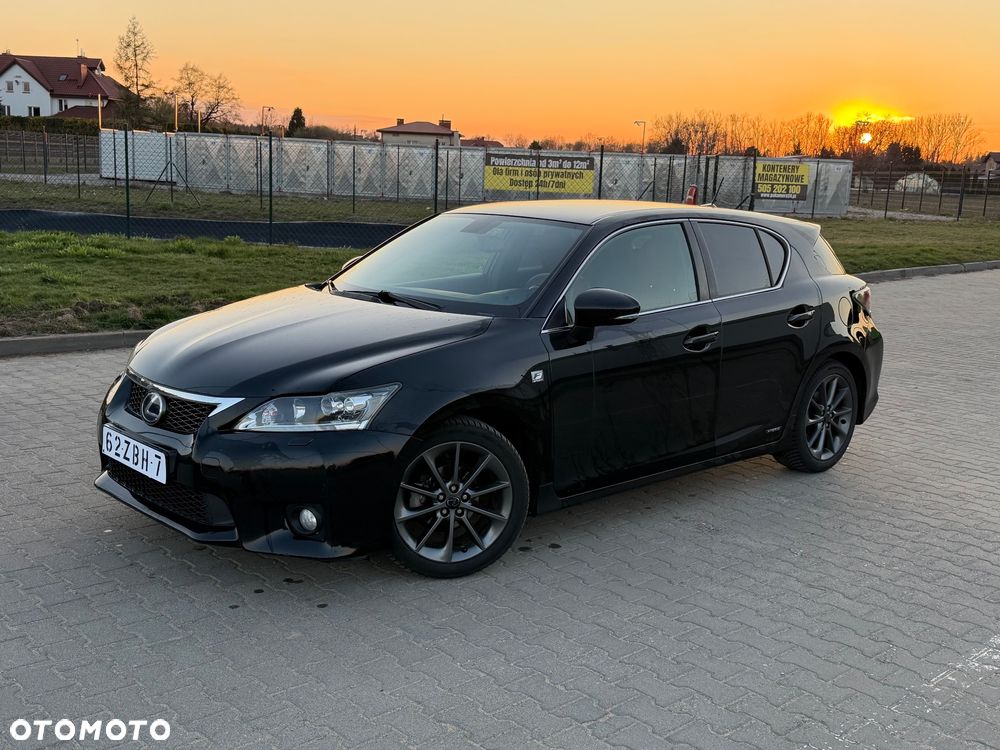 Lexus CT 200h F Sport - 1