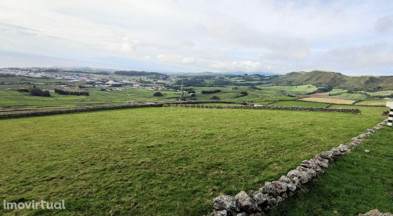 Terreno rústico na freguesia de São Bento - Grande imagem: 2/4