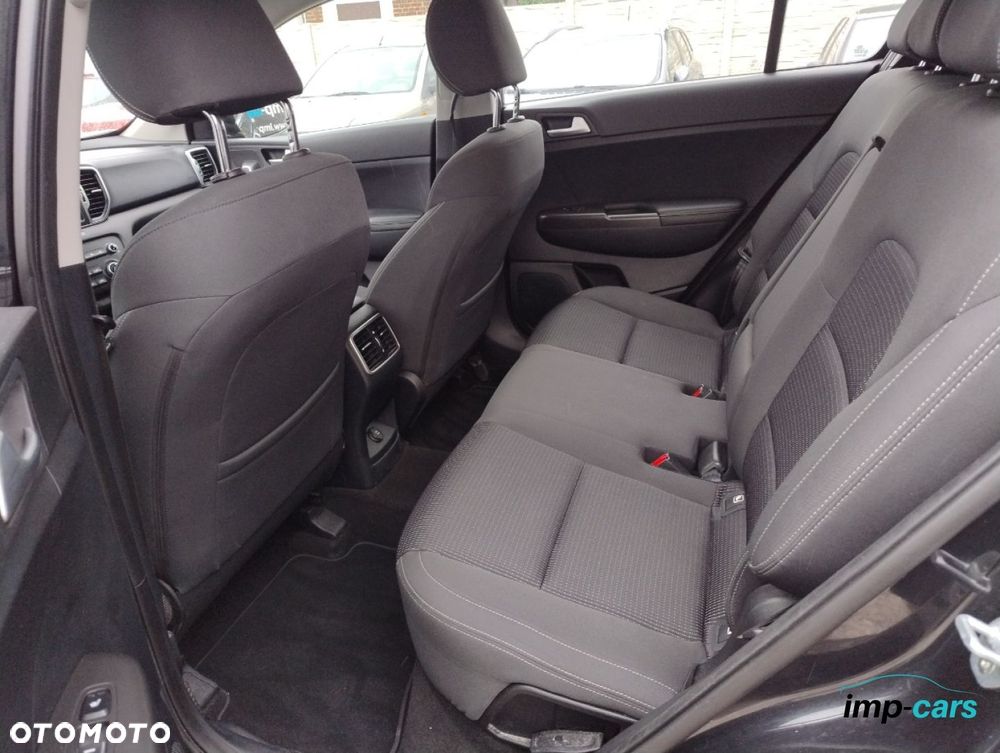 Kia Sportage - 12