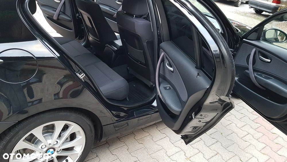 BMW Seria 1 116i - 9