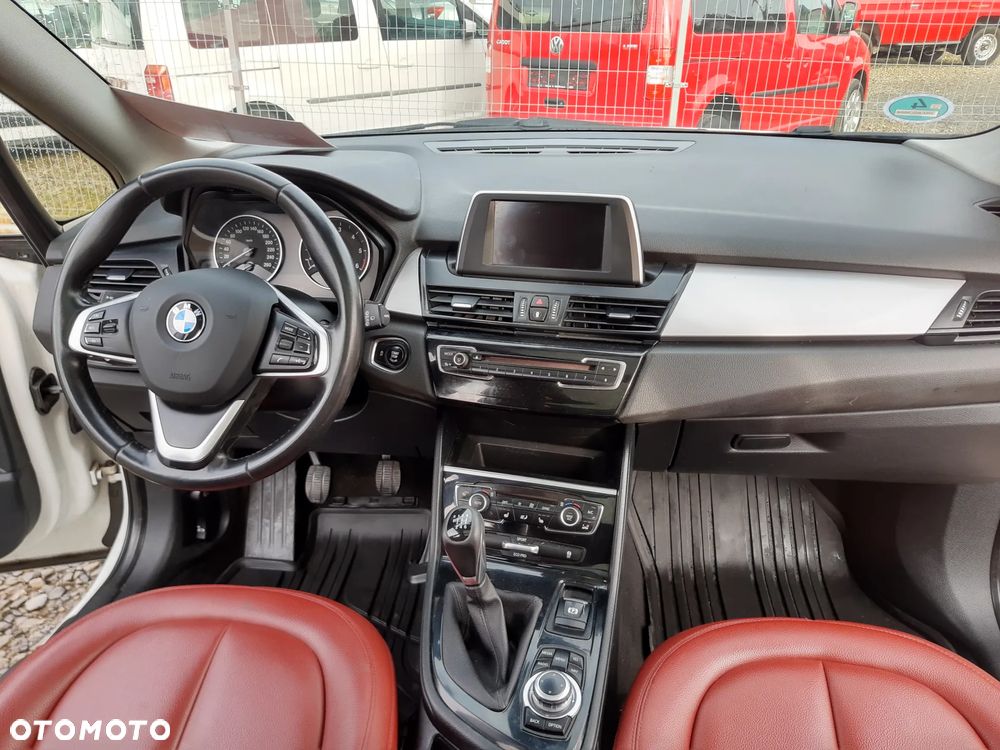 BMW Seria 2 218d Advantage - 8