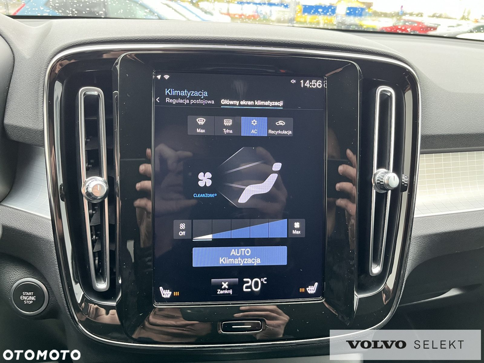 Volvo XC 40 - 18