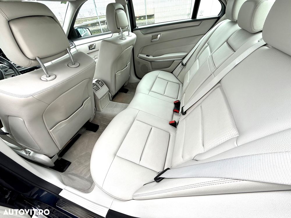 Mercedes-Benz E 300 BLUETEC HYBRID Aut. - 16