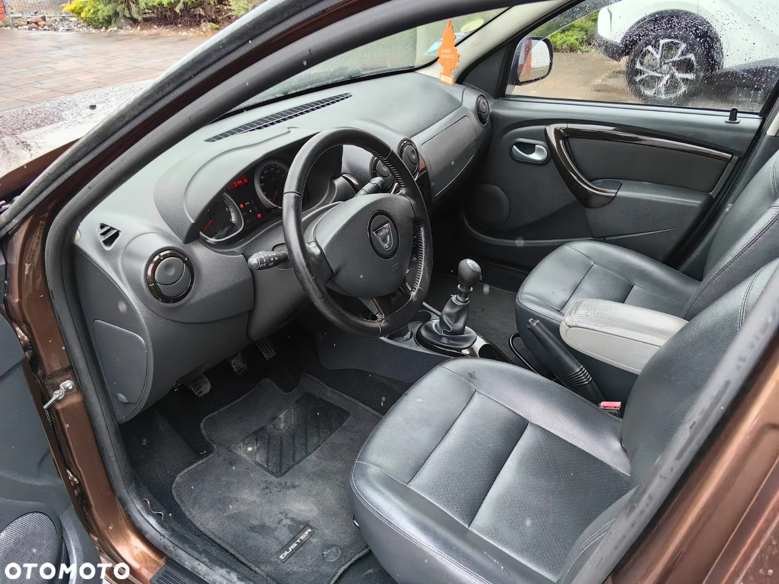 Dacia Duster dCi 110 FAP 4x2 Laureate - 12