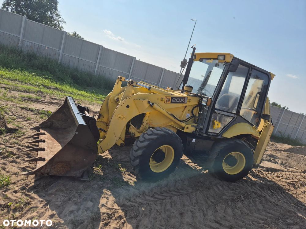 JCB 2CX 4x4 - 9