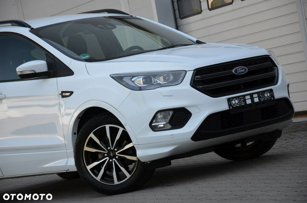Ford Kuga - 16