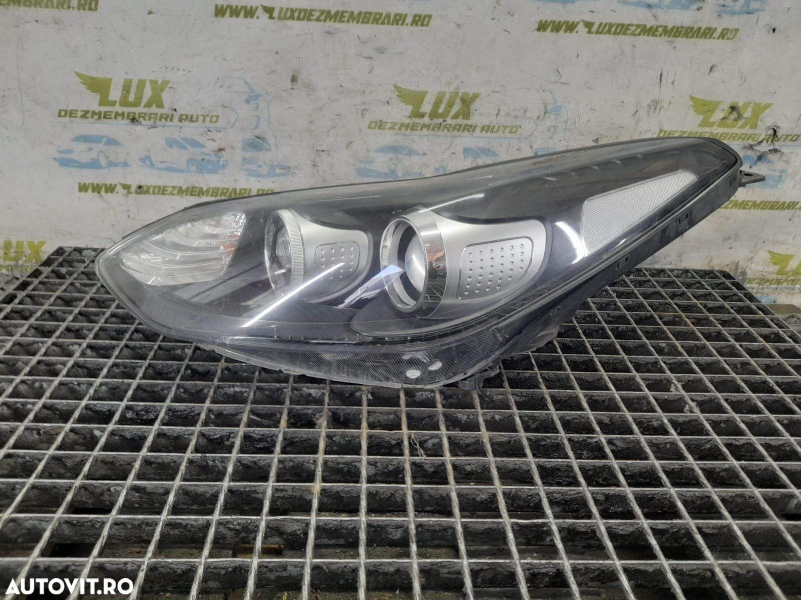 Far stanga 92101-F1110 Kia Sportage 4 [2016 - 2020] 2.0 crdi D4HA - 1