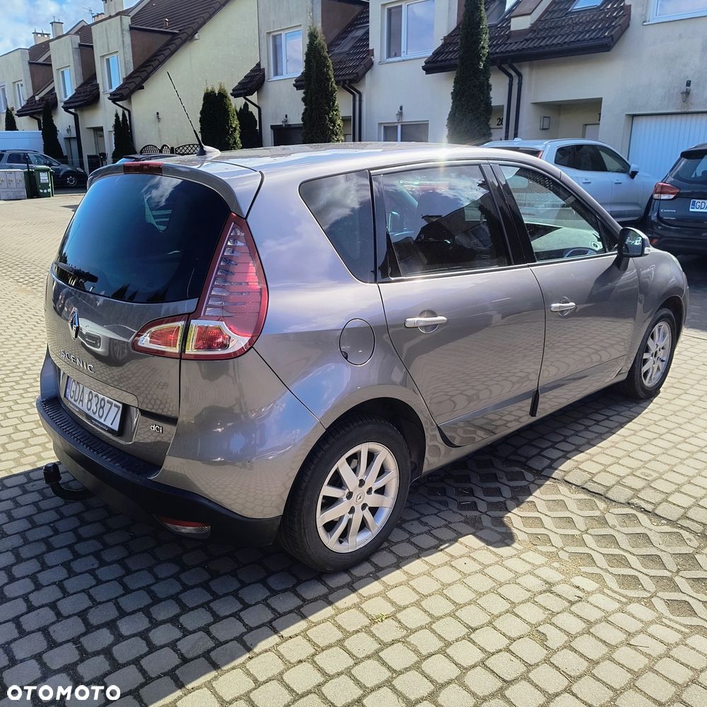 Renault Scenic - 8