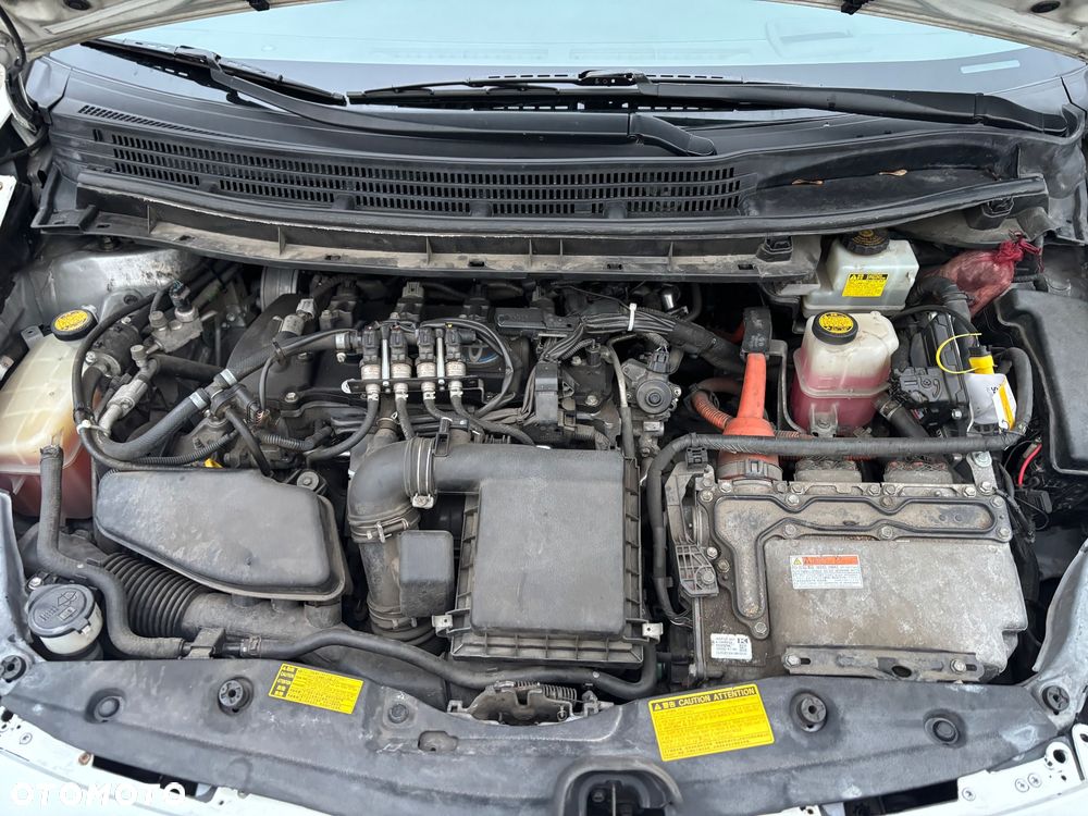 Toyota Prius - 13