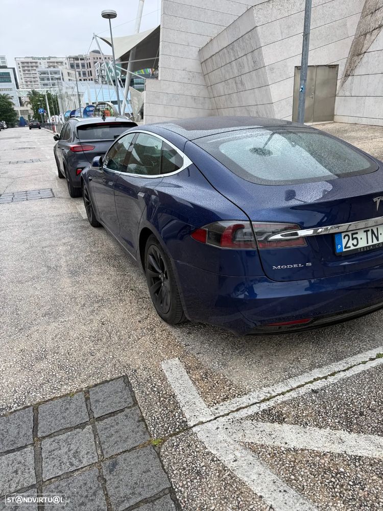 Tesla Model S 85 - 5
