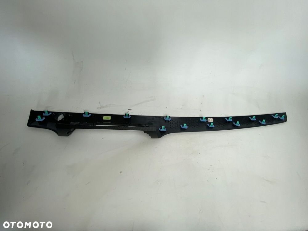 LISTWA DEKORACYJNA KONSOLI MUSTANG MACH-E LJ8B-R045J78-B - 2