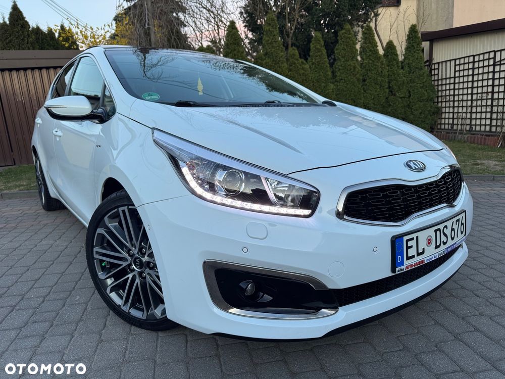 Kia Ceed 1.6 CRDi 136 ISG Platinum Edition - 2