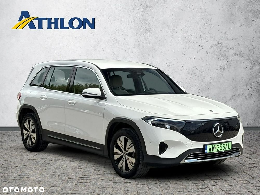 Mercedes-Benz EQB - 7