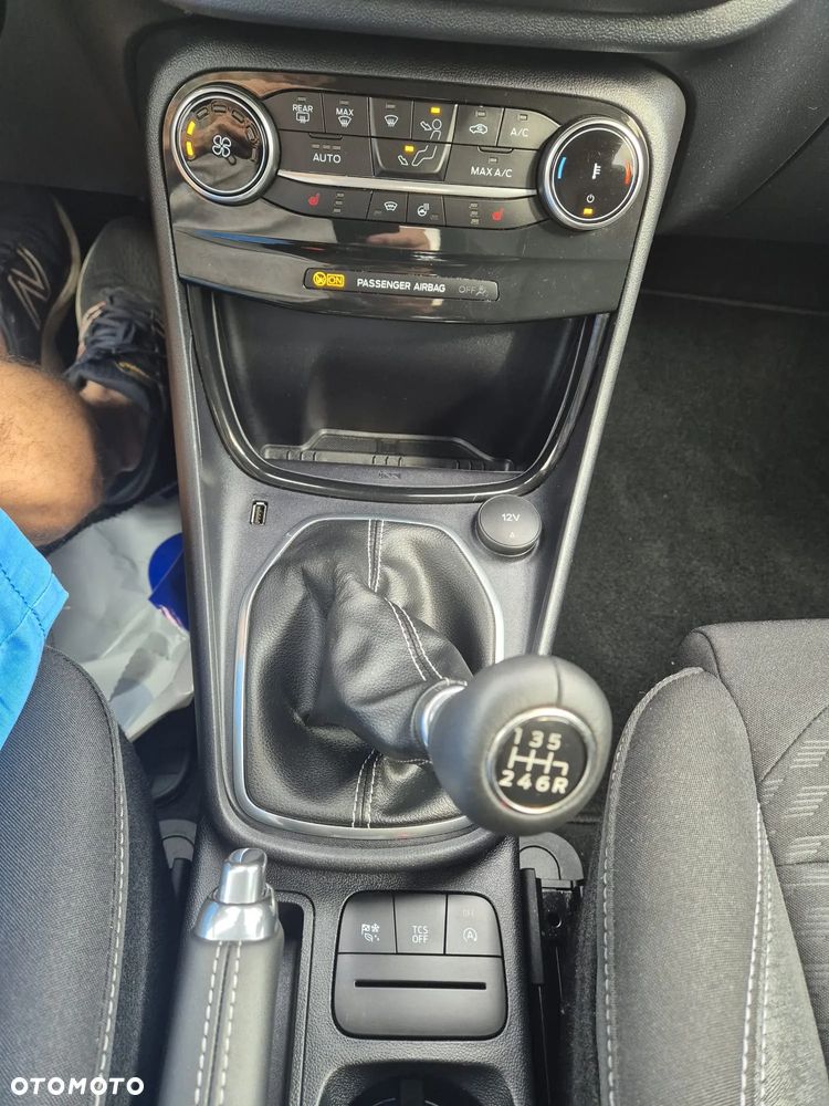 Ford Puma 1.0 EcoBoost Hybrid TITANIUM - 13