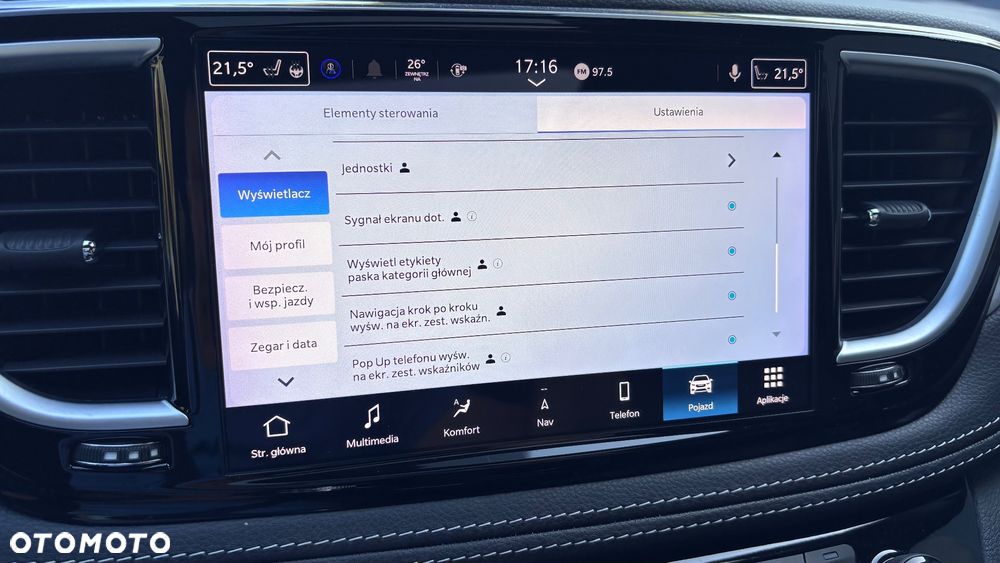 Chrysler Pacifica - 34