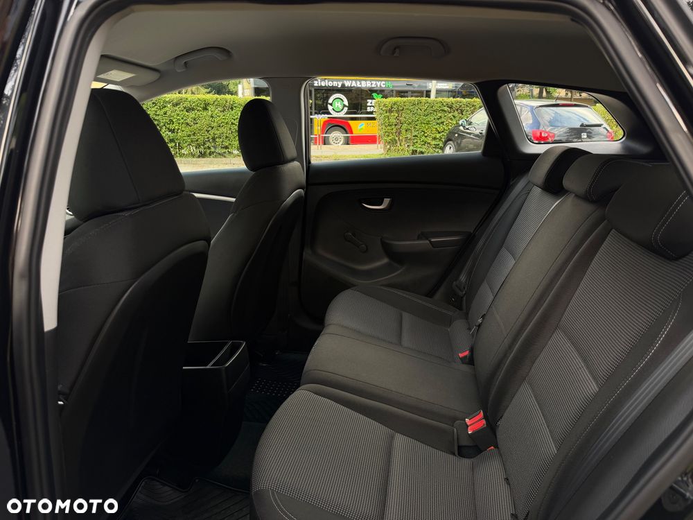Hyundai i30 1.6 GDI Style - 9