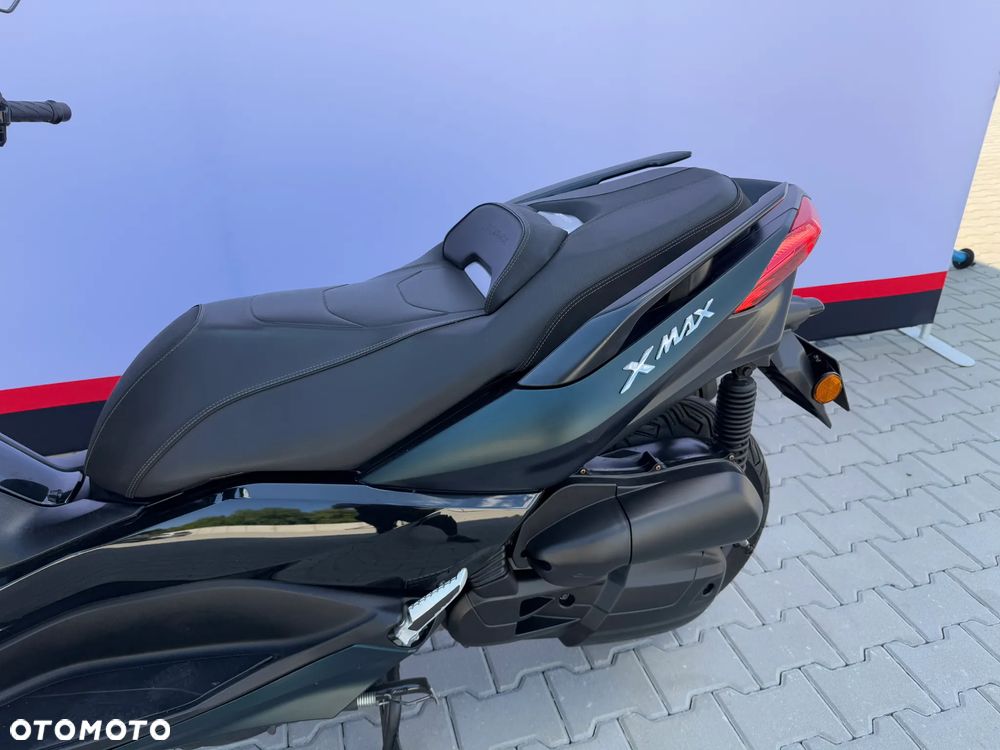 Yamaha X-max - 17