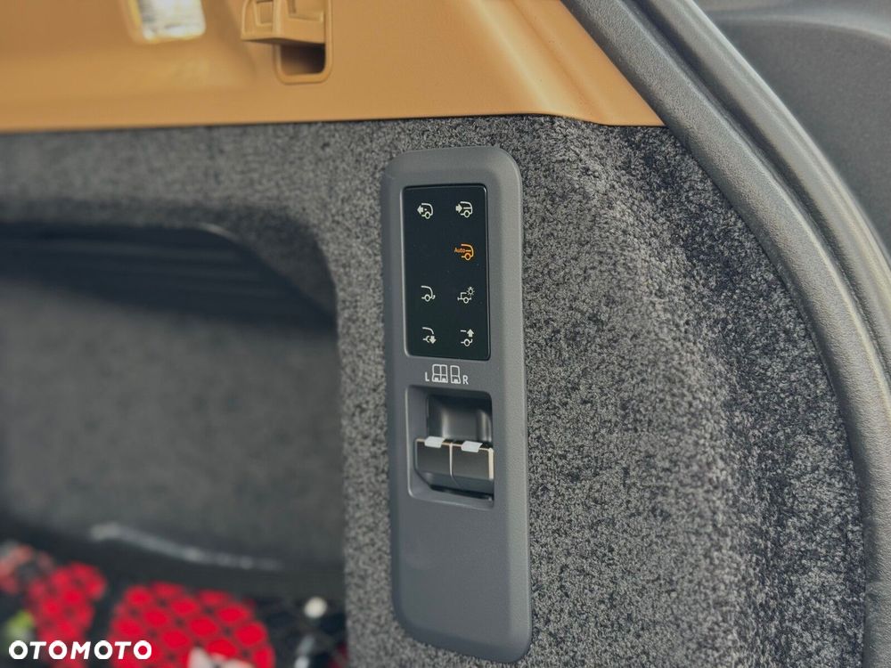Land Rover Range Rover - 37