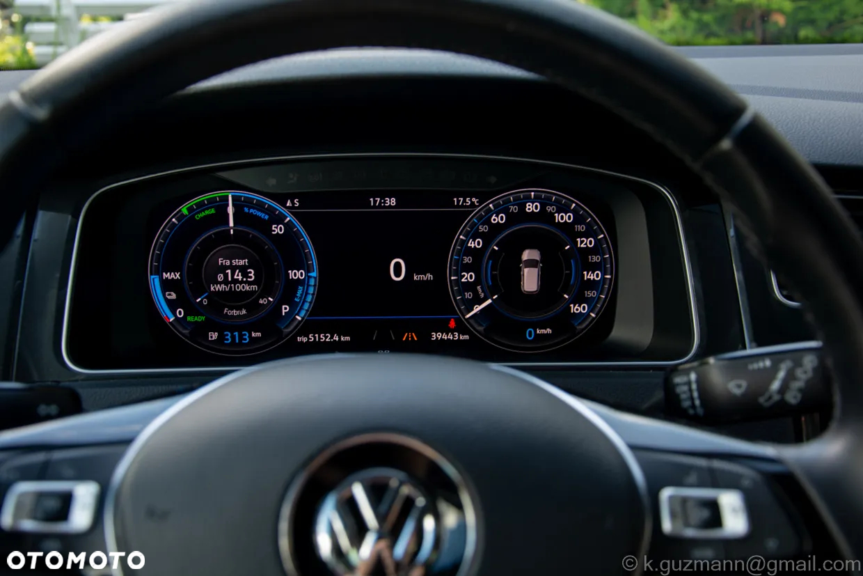 Volkswagen Golf e-Golf - 6