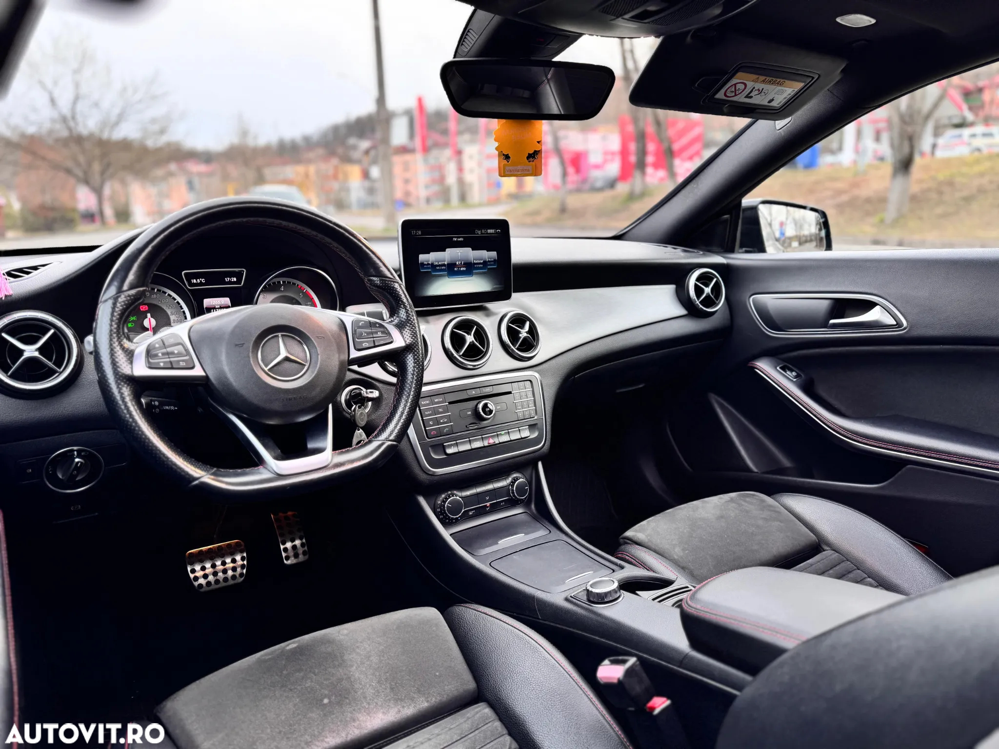 Mercedes-Benz CLA 200 (CDI) d 7G-DCT AMG Line - 7