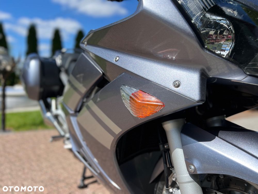 Yamaha FJR - 5