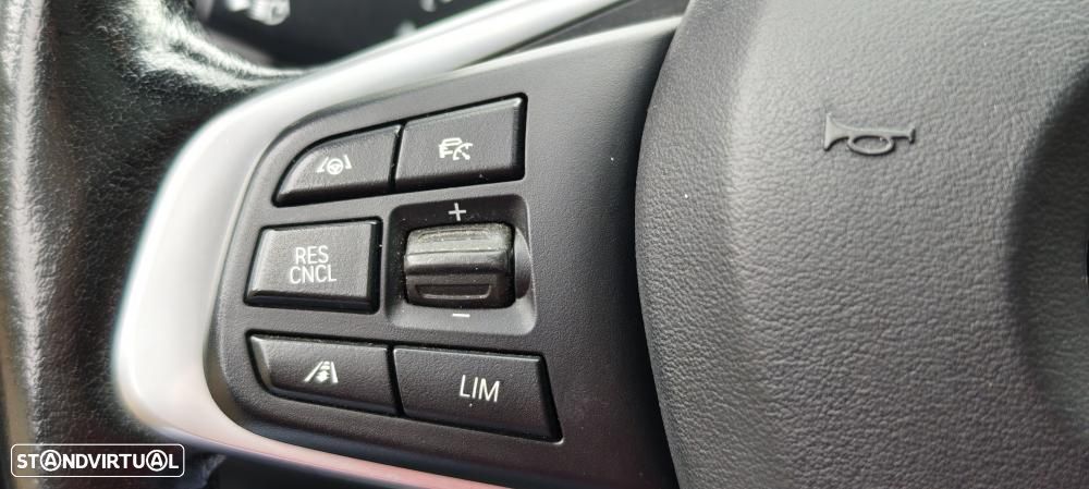 BMW X1 18 d sDrive Auto Advantage - 31