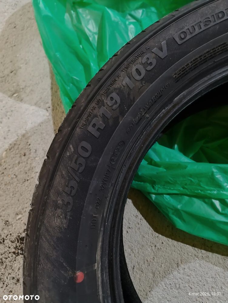 Kumho 235/50 R19 - 2