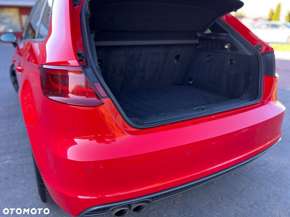 Audi A3 Sportback 2.0 TDI S tronic S line Sportpaket - 25