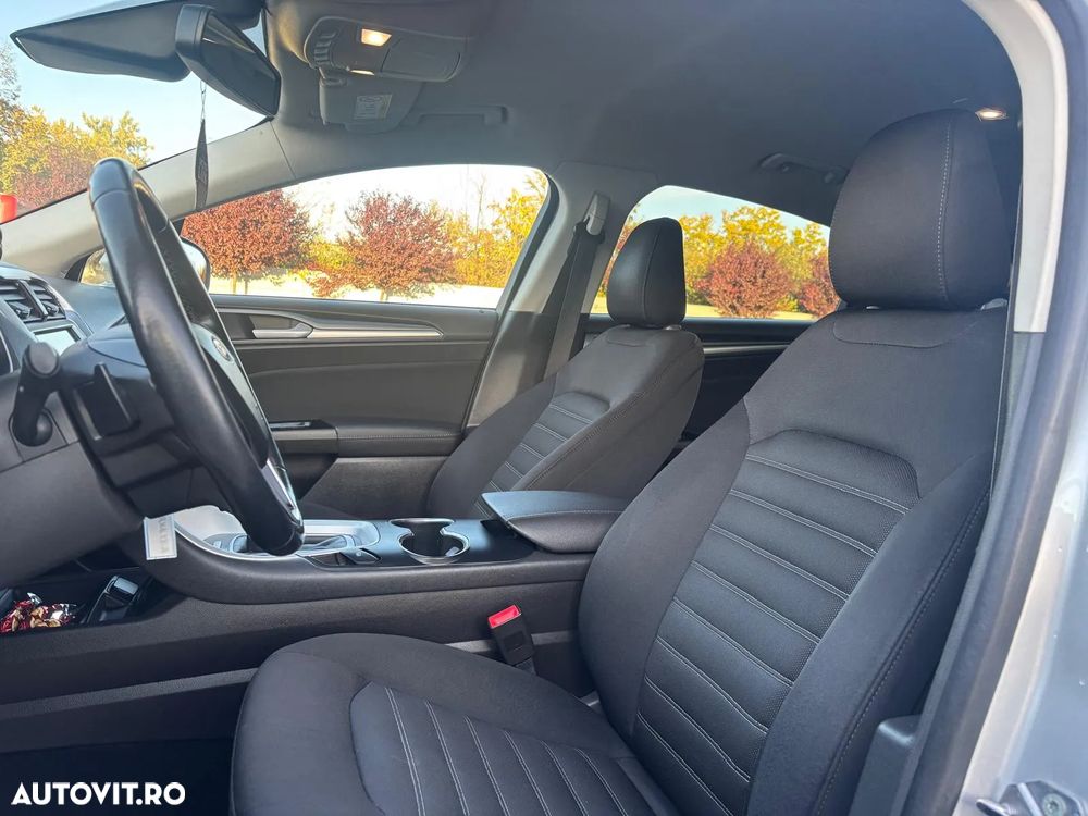 Ford Mondeo 2.0 TDCi Powershift Trend - 9