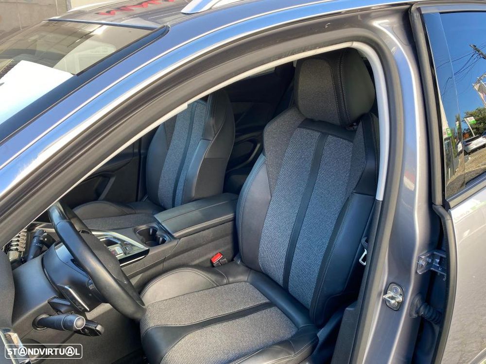 Peugeot 3008 PureTech 130 Stop & Start EAT6 Allure - 13