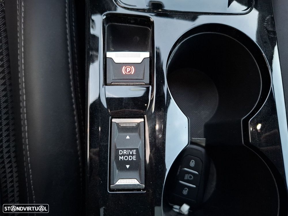 Peugeot 208 1.2 PureTech GT EAT8 - 22